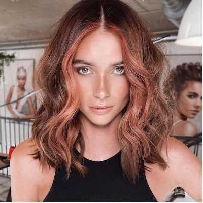 CHUNKY HIGHLIGHTS THROUGH A LONG BOB