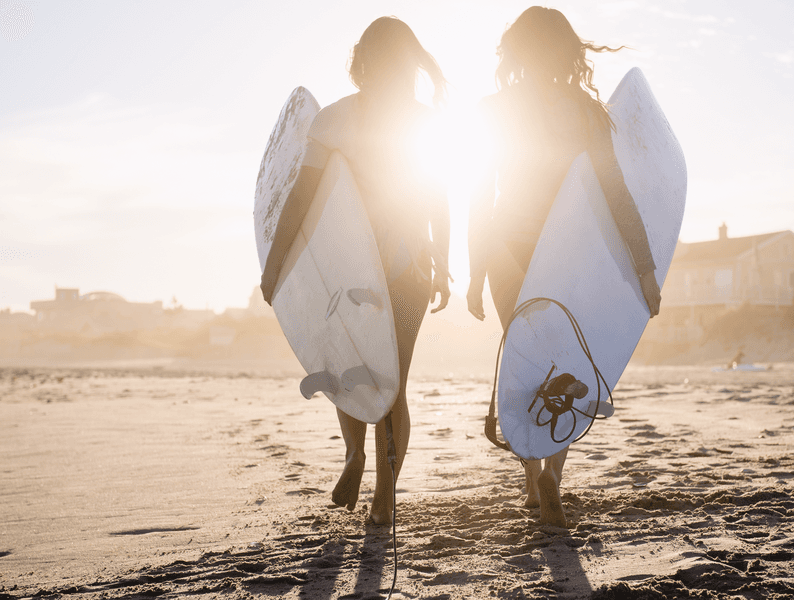 SUN SAND AND SPLIT ENDS